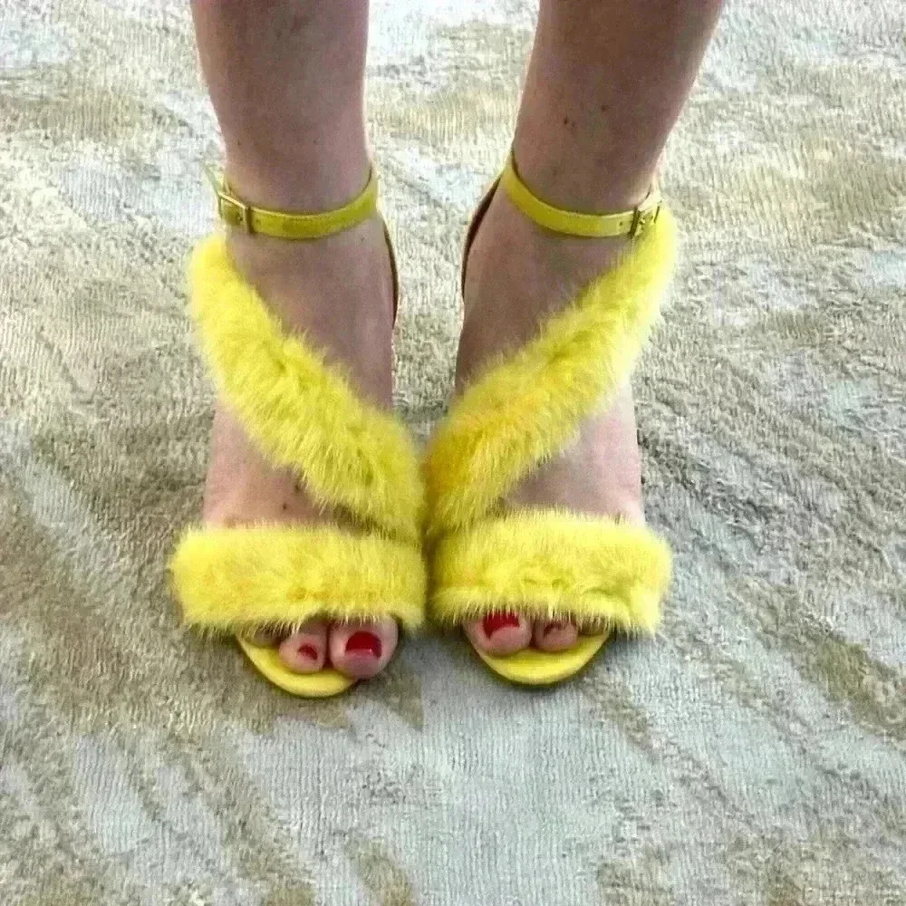Barneys New York Yellow Leather Sandals size 42 - Picture 7 of 17